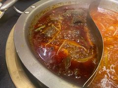 -沸炉重庆老火锅(军事博物馆店)