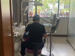 -茂菊口腔连锁(浦东南路店)