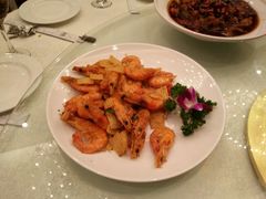 -沈阳皇朝万鑫酒店