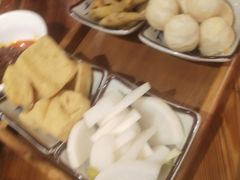 -霄汉牛三鲜湖北砂锅菜(万松园2店)