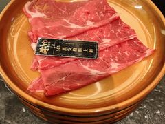 -牛YO寿喜烧·铁板烧和牛火锅自助(市府恒隆店)