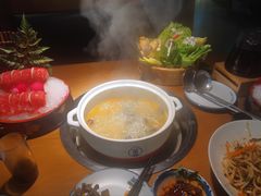 -菌彩云南野生菌火锅(万达广场店)