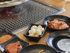 -肉甲韩国木炭烤肉(新壹街1店)