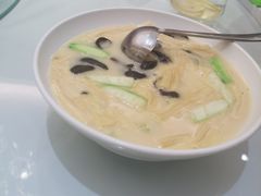 -汤城小厨•粤菜•靓汤(金宝街店)