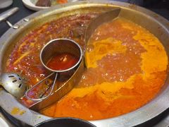 -沸炉重庆老火锅(军事博物馆店)