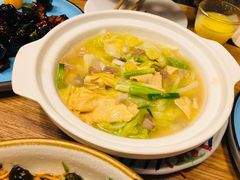 大白菜炖冻豆腐-山楂树融合菜餐厅