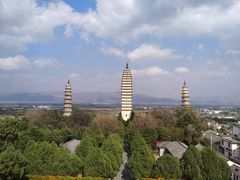 -三塔倒影公园
