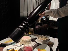-海派悦庭·海胆烧麦·新融合菜(凯德广场店)