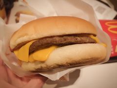 -麦当劳(南京路2店)