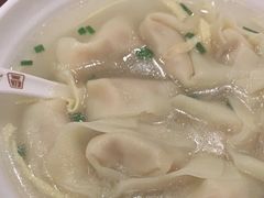 刀鱼馄饨-老半斋(福州路店)