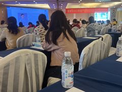 -成都绿洲大酒店(春熙路太古里店)