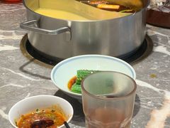 -禄婶鸡煲·打边炉