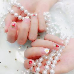 -蜜丝卡伦美甲美睫半永久