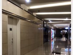 -Apple零售店(华贸购物中心店)