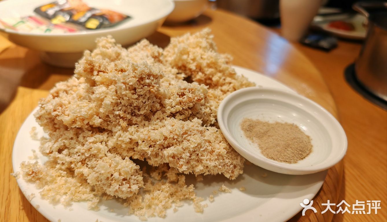 惊艳味蕾的美食之旅：丽江龙继斑鱼庄