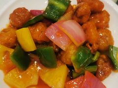 菠萝咕噜肉-金翠皇宫粤菜·点心·海鲜(科技园店)