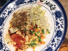 招牌油泼扯面-陕味食族油泼面(工商大学店)