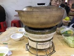 连州果园鸡-威邵鸡煲(西华路总店)