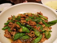 -丹江口渔村·湘味厨房(桃园店)