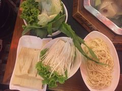 青菜拼盘-陈府大宅门成都火锅·手切鲜肉(太原街店)