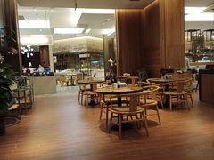 -华邑酒店·鲜艳全日自助餐厅