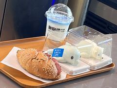 -抱抱地球咖啡馆(国家海洋博物馆店)