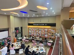 -覃记海鲜美食餐厅