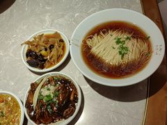 -松鹤面馆·古法焖肉面(观前店)