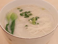 鱼汤面-夏宫·中国大饭店(中国国际贸易中心店)