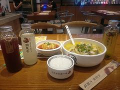-渝是乎川渝小炒(新世界百货望京店)