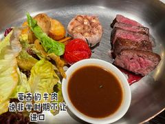 澳洲肉眼牛排配土豆-当米亚诺意大利餐厅(武汉光谷凯悦酒店)