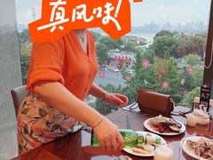 -武汉世茂希尔顿酒店·汇·全日餐厅