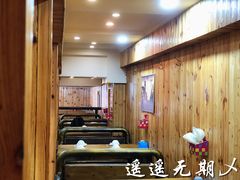大堂-老东镇啤酒屋海鲜加工·蒸汽海鲜·海鲜烧烤(台东店)