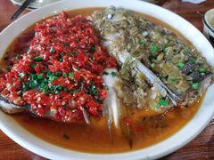 剁椒鸦片鱼头-金丰鱼庄(四团店)