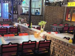 -马路牙子烧烤音乐酒馆(望京店)
