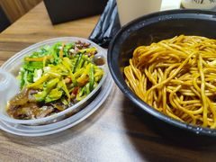 -梅溪·小伙子干挑面(安吉总店)
