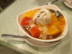 雪糕幻彩明珠-松记糖水店(铜锣湾分店)