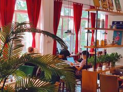 -雕刻时光咖啡馆(交大店)