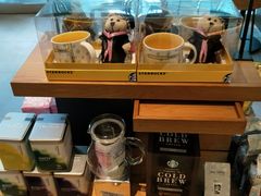 -星巴克(汇亚大厦店)