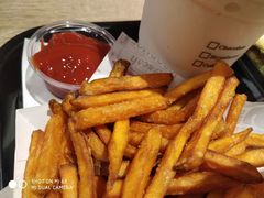 -The Habit Burger Grill 哈比特汉堡(爱琴海店)