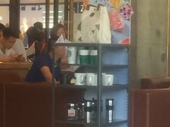 -星巴克臻选(济南万达店)