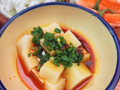 -黔三一夺夺粉酸汤火锅(百信店)