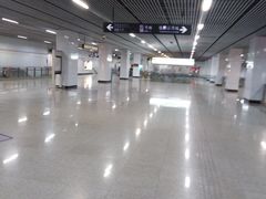 -龙溪路(地铁站)