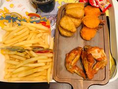 -蓝精灵乐园·世茂精灵之城主题乐园