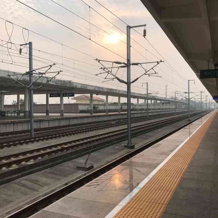 荣昌北站-"已经是第不知道多少次来荣昌北站,感觉还不.