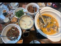 -湘力力小院·鱼汤泡饭(枫林路店)