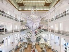 -乐蓬马歇百货公司(Rive Gauche)