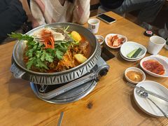-喇喇排骨火锅·传统韩式脊骨汤(望京西园总店)