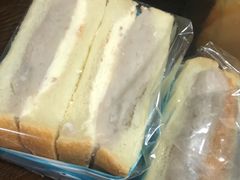 芋泥玫瑰奶酪三明治-沁屋面包店(人民东路店)