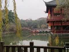 -房湖公园